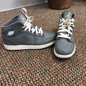 Grey Jordan 1s 🖤☠️